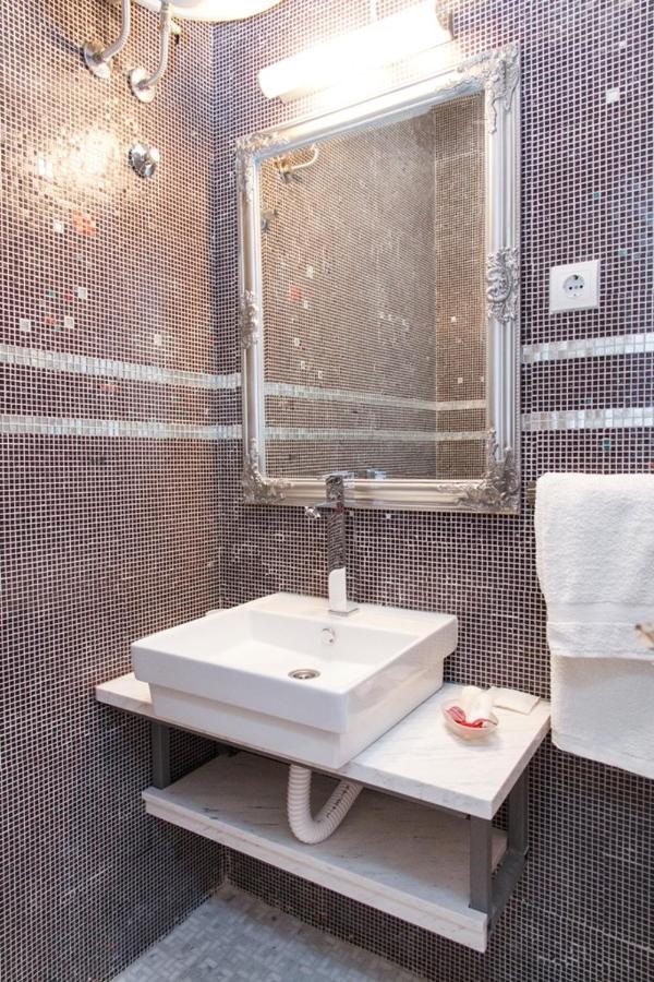 City Center Apartment With Balcony ベオグラード エクステリア 写真
