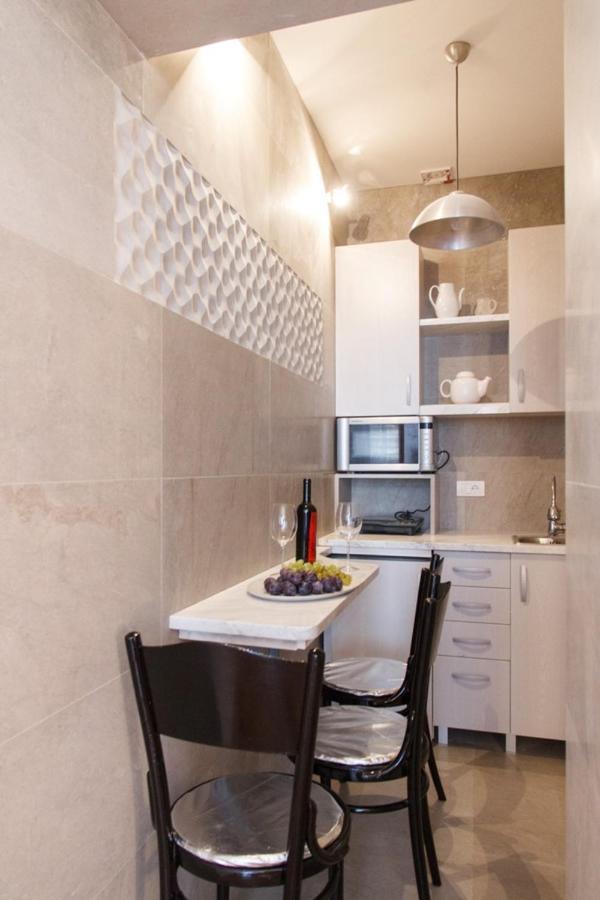 City Center Apartment With Balcony ベオグラード エクステリア 写真