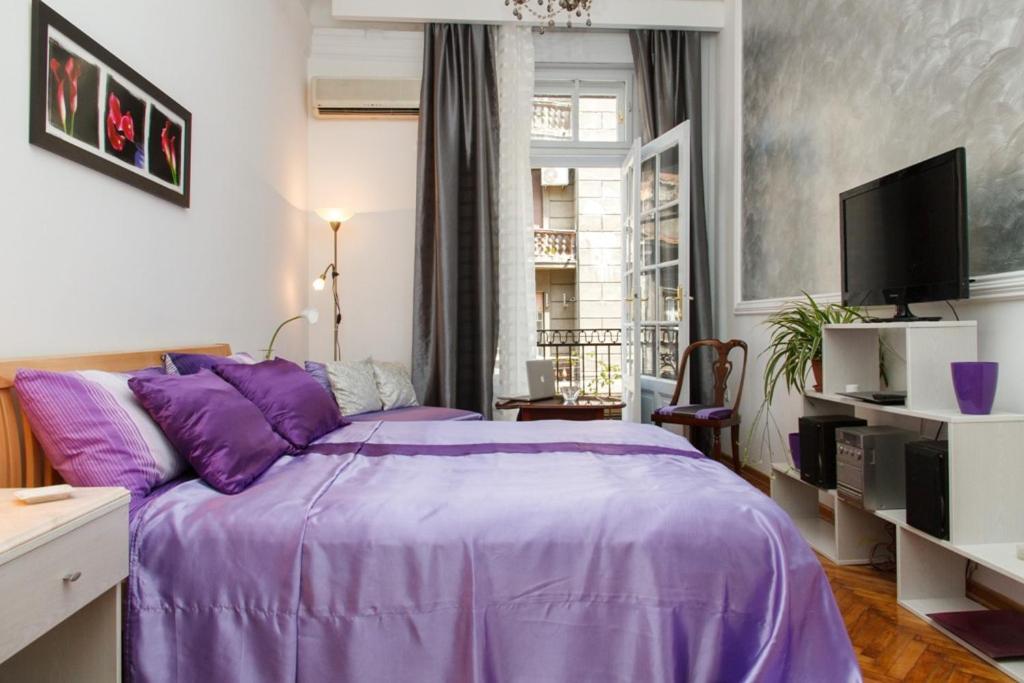 City Center Apartment With Balcony ベオグラード エクステリア 写真